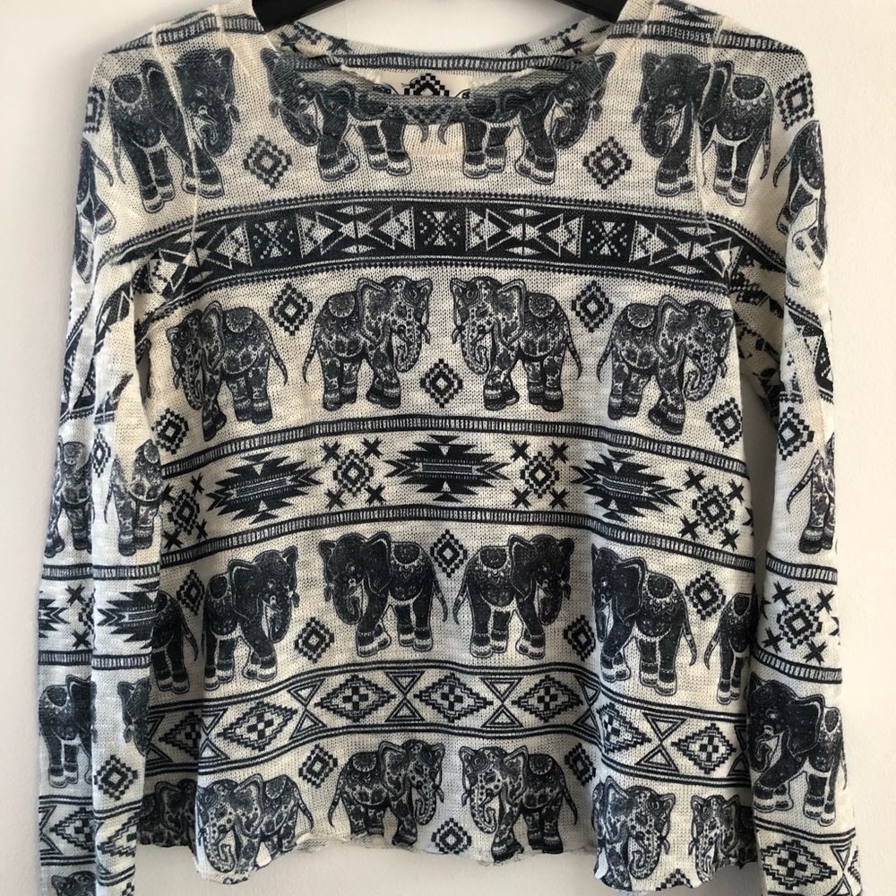 Elephant Waffle Knit Light Sweater